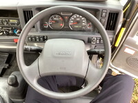 いすゞエルフ穴掘建柱車小型（2t・3t）[写真35]