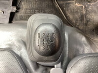 いすゞエルフ穴掘建柱車小型（2t・3t）[写真37]