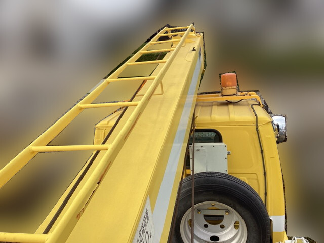 いすゞエルフ穴掘建柱車小型（2t・3t）[写真09]