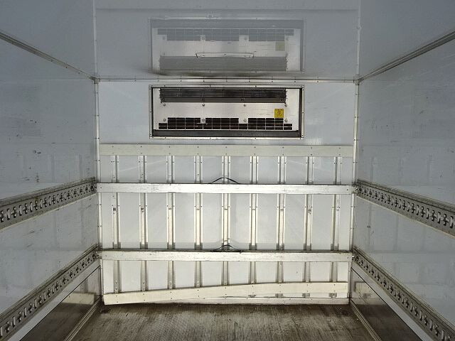 日野レンジャー冷凍車（冷蔵車）中型（4t）[写真19]