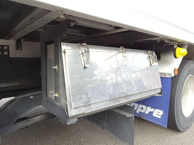 日野レンジャー冷凍車（冷蔵車）中型（4t）[写真28]