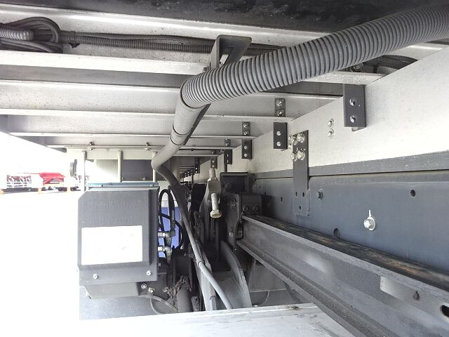 日野レンジャー冷凍車（冷蔵車）中型（4t）[写真30]