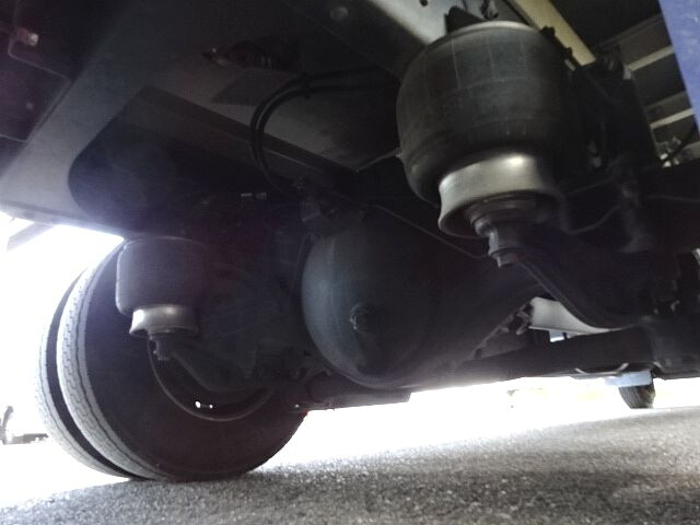 日野レンジャー冷凍車（冷蔵車）中型（4t）[写真32]