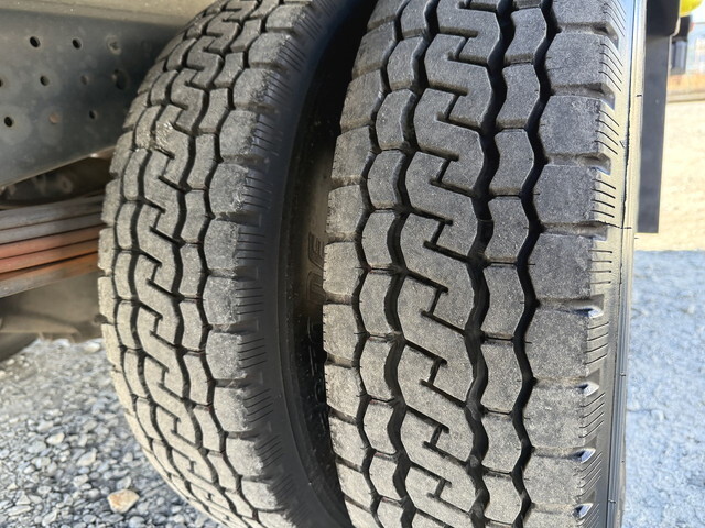 三菱ふそうキャンターアルミバン小型（2t・3t）[写真29]