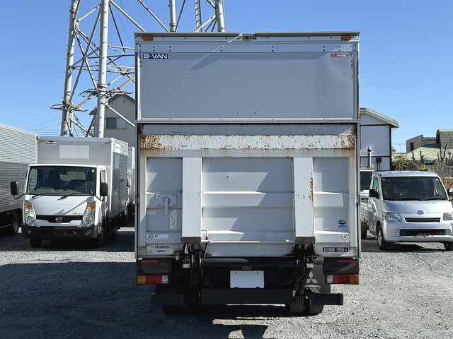 三菱ふそうキャンターアルミバン小型（2t・3t）[写真06]