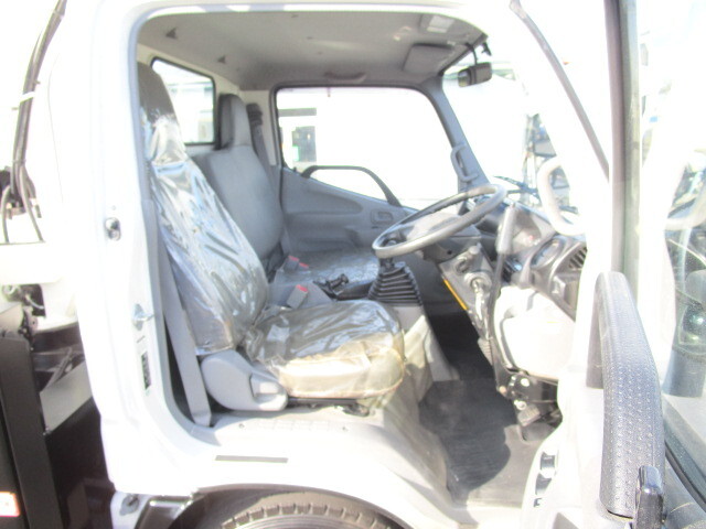 日野デュトロ高所作業車小型（2t・3t）[写真10]