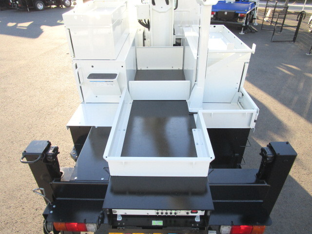 日野デュトロ高所作業車小型（2t・3t）[写真23]