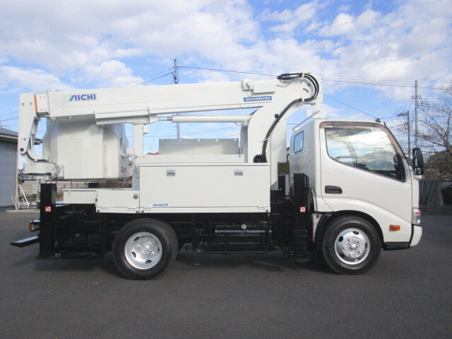 日野デュトロ高所作業車小型（2t・3t）[写真03]