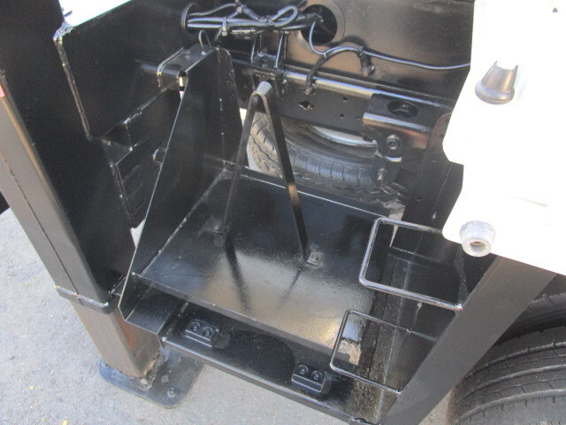 日野デュトロ高所作業車小型（2t・3t）[写真30]