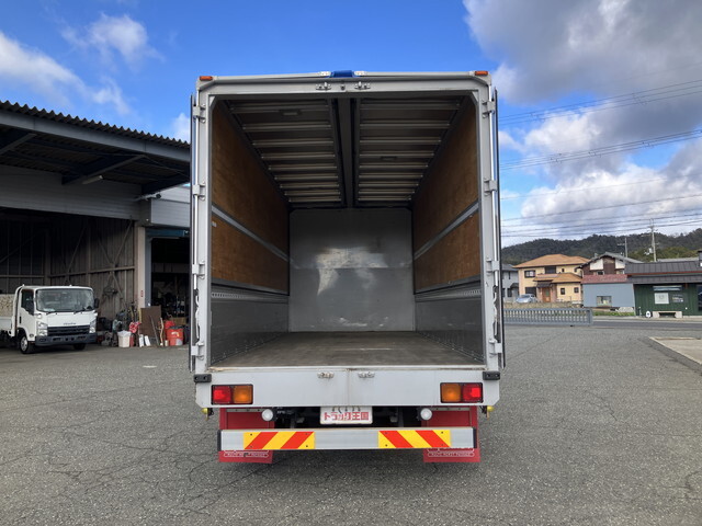 いすゞフォワードアルミウイング中型（4t）[写真12]