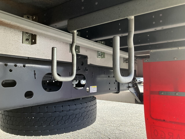 いすゞフォワードアルミウイング中型（4t）[写真26]