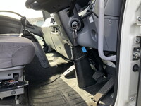 いすゞフォワードアルミウイング中型（4t）[写真33]