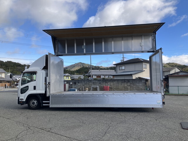 いすゞフォワードアルミウイング中型（4t）[写真07]