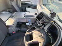 三菱ふそうスーパーグレートトレーラーヘッド（トラクターヘッド）大型（10t）[写真13]