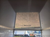 日産アトラス保冷バン小型（2t・3t）[写真16]