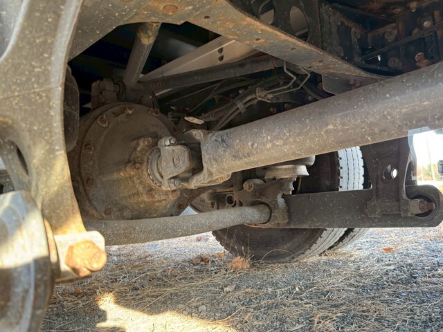 いすゞフォワードアルミウイング中型（4t）[写真23]