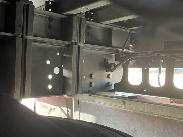 いすゞフォワードアルミウイング中型（4t）[写真26]