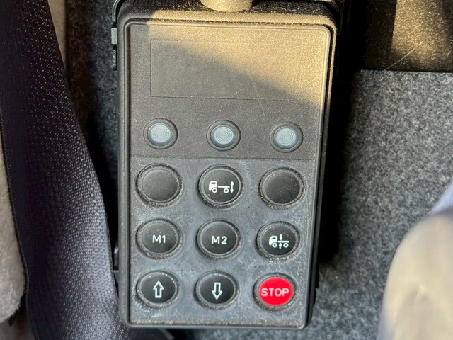 いすゞフォワードアルミウイング中型（4t）[写真34]