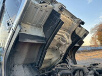 いすゞフォワードアルミウイング中型（4t）[写真38]