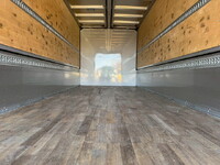 いすゞフォワードアルミウイング中型（4t）[写真10]