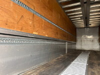 日野プロフィアアルミウイング大型（10t）[写真11]