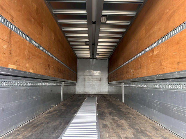 日野プロフィアアルミウイング大型（10t）[写真11]