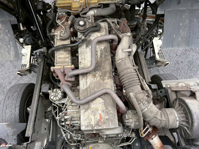 日野プロフィアアルミウイング大型（10t）[写真15]