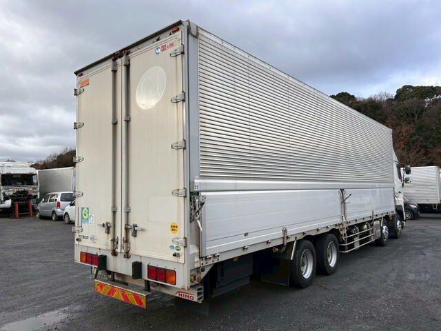 日野プロフィアアルミウイング大型（10t）[写真02]