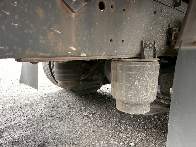 日野プロフィアアルミウイング大型（10t）[写真38]