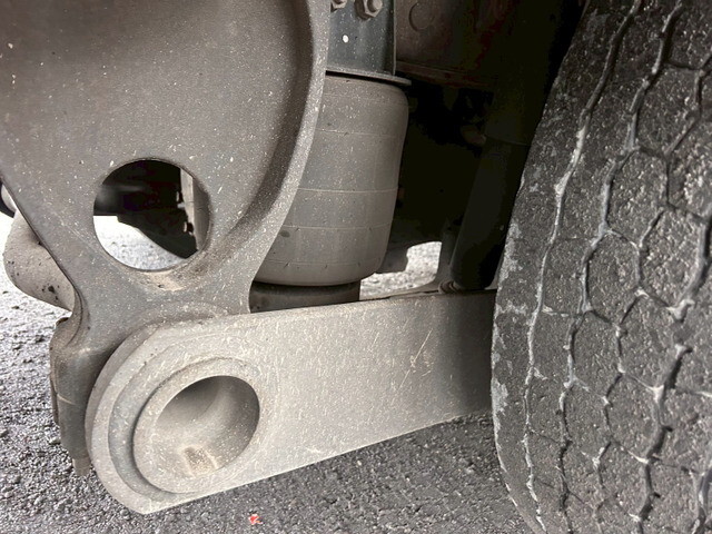 日野プロフィアアルミウイング大型（10t）[写真39]