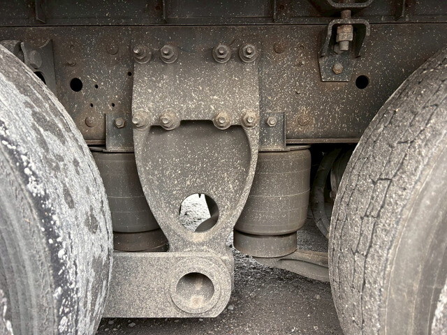 日野プロフィアアルミウイング大型（10t）[写真40]