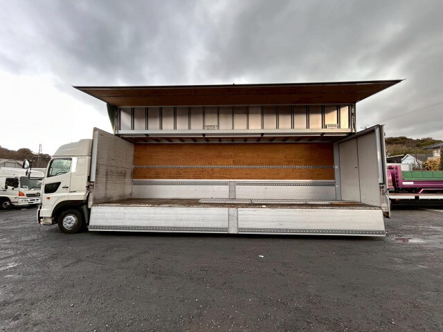 日野プロフィアアルミウイング大型（10t）[写真07]