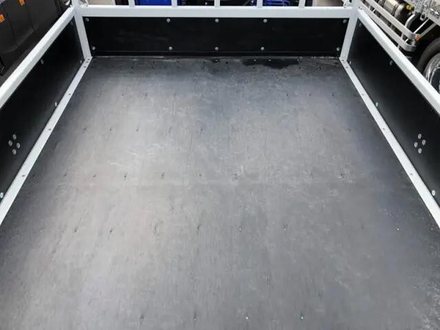 三菱ふそうキャンタークレーン4段小型（2t・3t）[写真18]