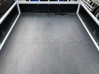 三菱ふそうキャンタークレーン4段小型（2t・3t）[写真19]