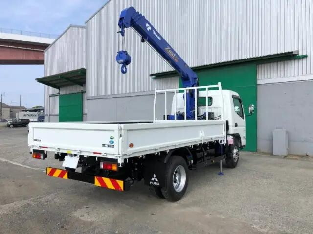 三菱ふそうキャンタークレーン4段小型（2t・3t）[写真02]