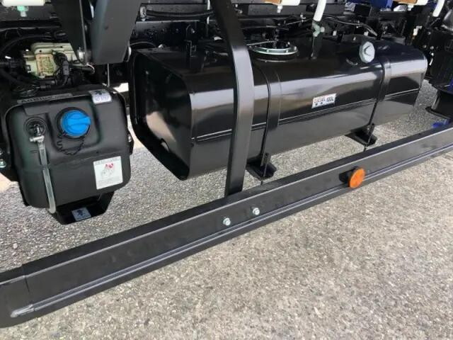 三菱ふそうキャンタークレーン4段小型（2t・3t）[写真23]