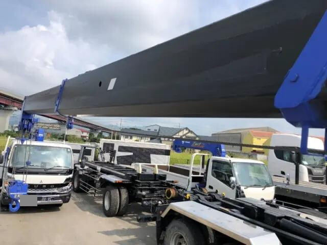 三菱ふそうキャンタークレーン4段小型（2t・3t）[写真28]