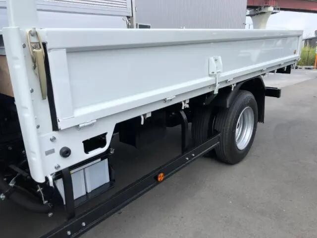 三菱ふそうキャンタークレーン4段小型（2t・3t）[写真31]