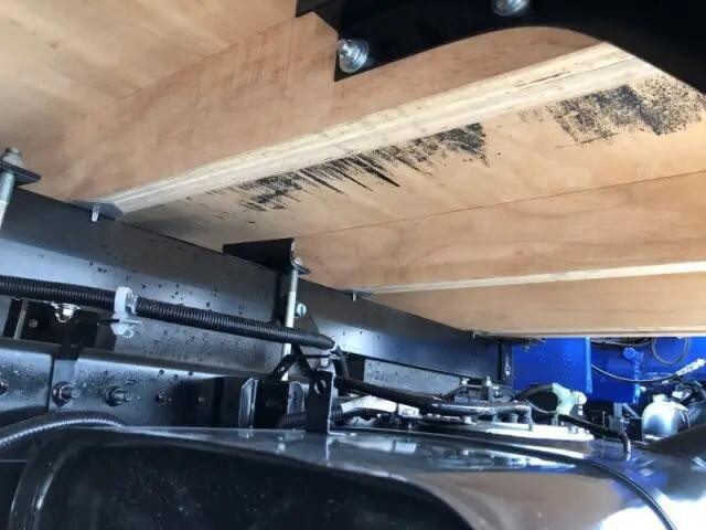 三菱ふそうキャンタークレーン4段小型（2t・3t）[写真37]