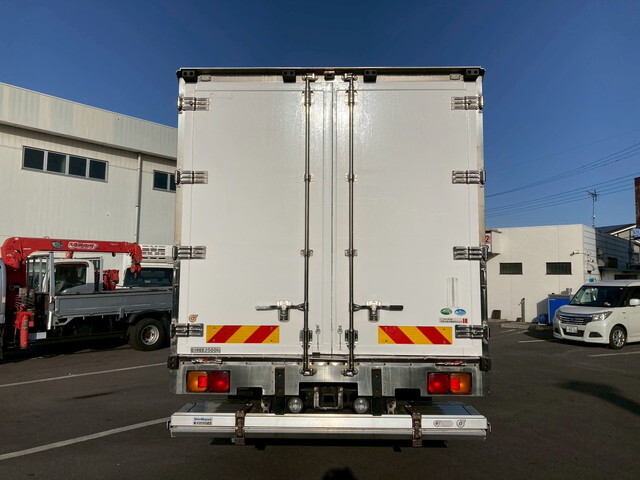 日野レンジャー冷凍車（冷蔵車）中型（4t）[写真10]