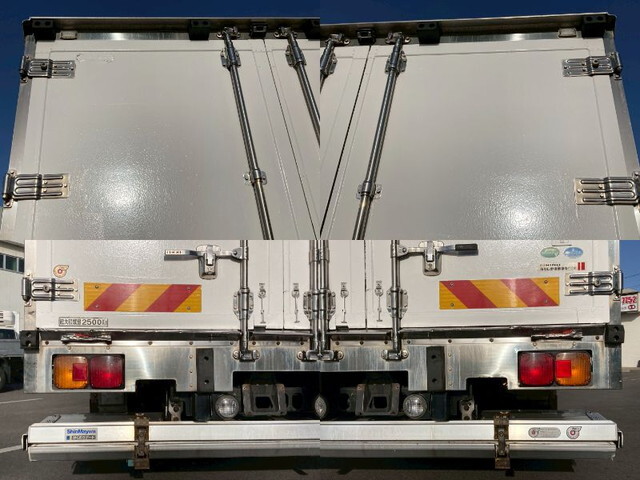 日野レンジャー冷凍車（冷蔵車）中型（4t）[写真11]