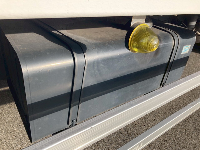 日野レンジャー冷凍車（冷蔵車）中型（4t）[写真18]