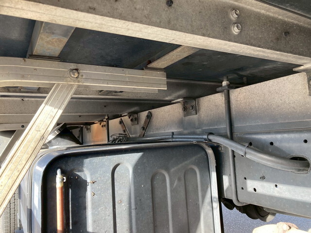 日野レンジャー冷凍車（冷蔵車）中型（4t）[写真20]