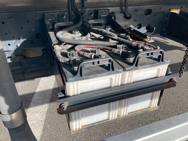 日野レンジャー冷凍車（冷蔵車）中型（4t）[写真22]