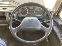 日野レンジャー冷凍車（冷蔵車）中型（4t）[写真30]