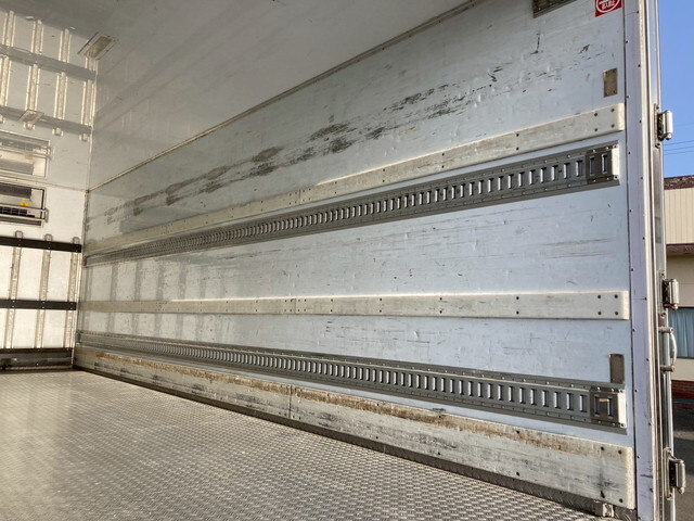 日野レンジャー冷凍車（冷蔵車）中型（4t）[写真30]