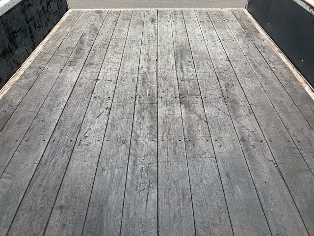 トヨタトヨエースクレーン4段中型（4t）[写真06]