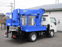 いすゞエルフ高所作業車小型（2t・3t）[写真02]