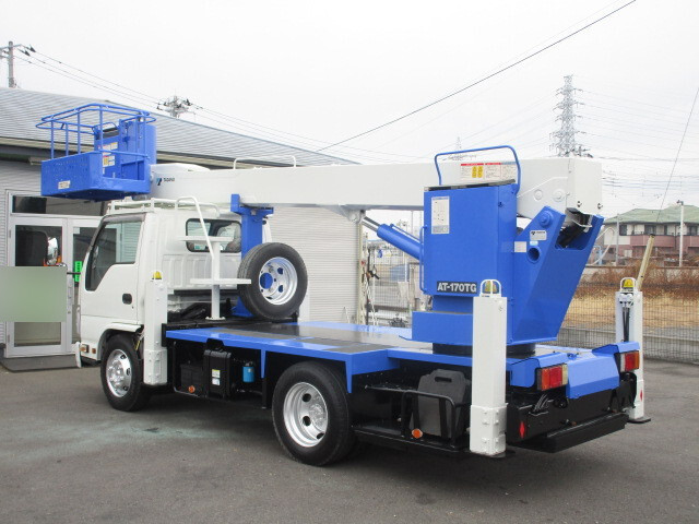 いすゞエルフ高所作業車小型（2t・3t）[写真04]