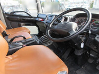 日野レンジャーパッカー車（塵芥車）中型（4t）[写真34]